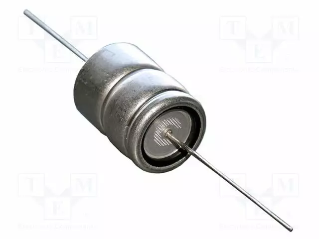 ELEKTROLYYTTIKONDENSAATTORI - THT - 900UF - 20X43MM - Elektrolyyttikondensaattorit - pysty - AXLH901P063E-KNO-0 - 1
