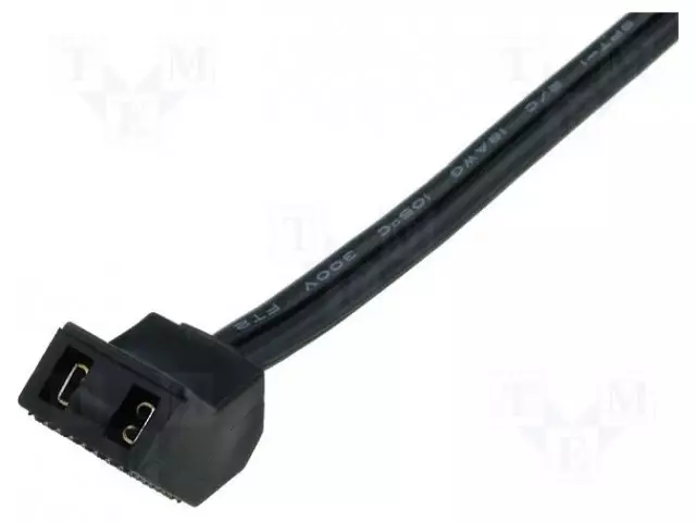 JOHTO: TUULETTIMIEN VIRTAJOHTO - PISTOKE: KULMA- 45° - 2M - Tuulettimien virtajohdot - B2-20 - 1