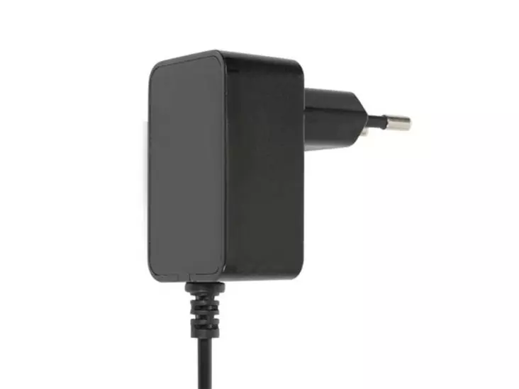 UNIVERSAL POWER SUPPLY - 5 VDC - 3 A - 15 W - Hakkuriteholähteet - PSS6E0530 - 1