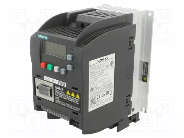 AUTOMAATIOMODUULI: INVERTTERIT - 2,2KW - 3X400VAC - 3X380÷480VAC - Kolmivaiheiset vaihtosuuntaajat - 6SL3210-5BE22-2UV1 - 1