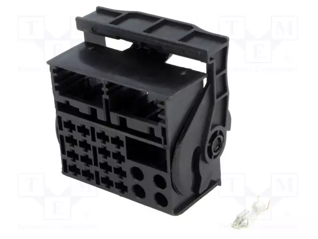 LIITTIMEN KOTELO - PISTOKE - QUADLOCK - PIN: 16 - Autoradiion littimet ja liitinkotelot - 80051 - 1