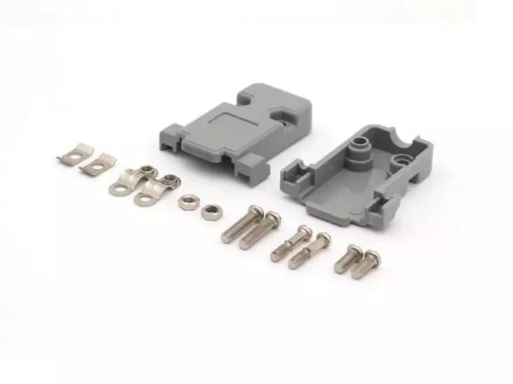 PLASTIC HOUSING FOR 9-PIN SUB-D CONNECTOR - D liitinkotelot - CC011 - 1