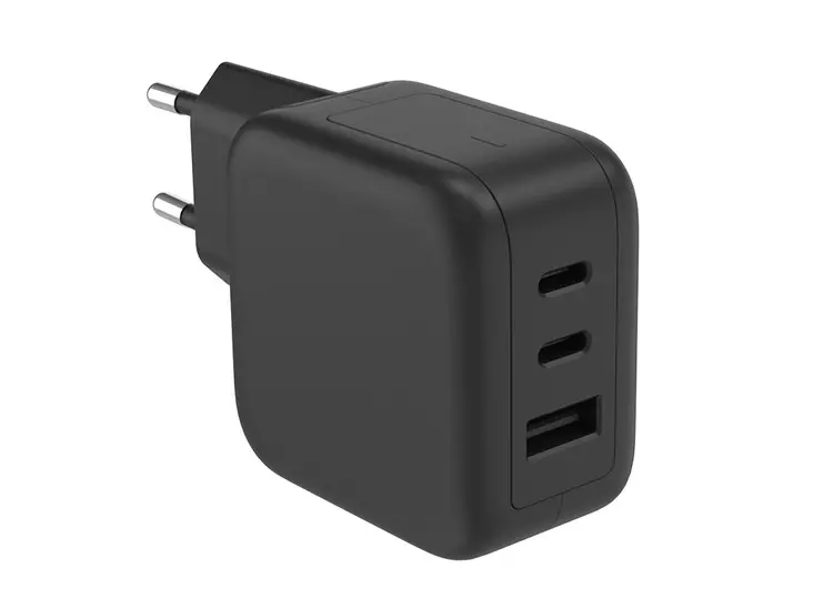 Quick USB charger with GaN Fast Technology - 3 outputs - USB-A & 2 x USB-C - 67W - Hakkuriteholähteet - PSS6EUSB51 - 1
