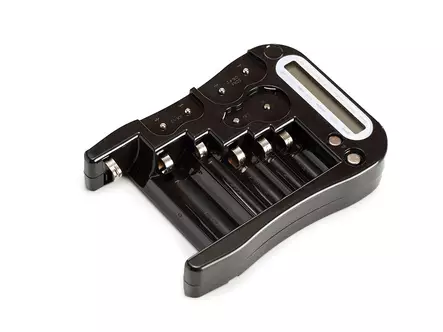 MONIPUOLINEN PARISTOTESTERI LCD NÄYTÖLLÄ - Paristotesterit - BATTEST2 - 1