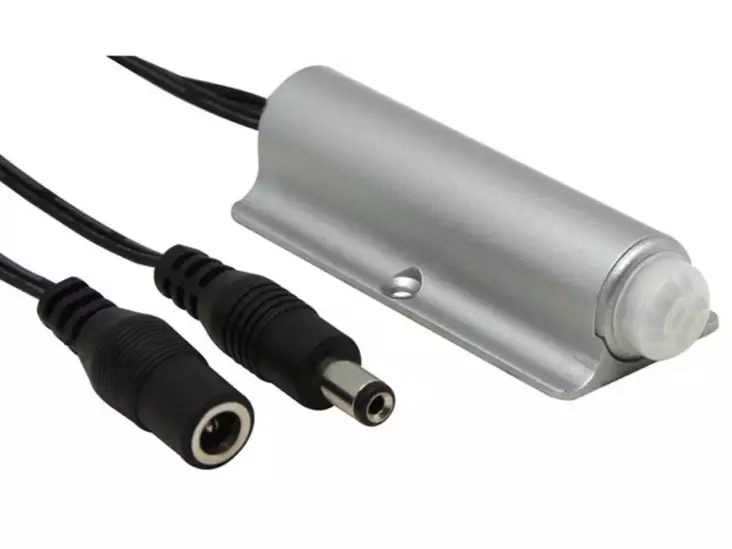 PIR LIIKETUNNISTINKYTKIN LED NAUHOILLE - LED ohjaimet ja himmentimet - LEDC22 - 1