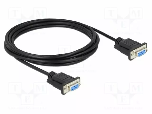 KAAPELI - D-SUB 9PIN RASIA,MOLEMMIN PUOLIN - PVC - PIT: 3M - MUSTA - Tietokonekaapelit ja -adapterit - DELOCK-86606 - 1