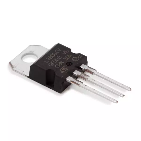 JÄNNITEREGULAATTORI UA7806 1A 6V METALLIKOTELO TO220 - Jänniteregulaattorit - UA7806 - 1