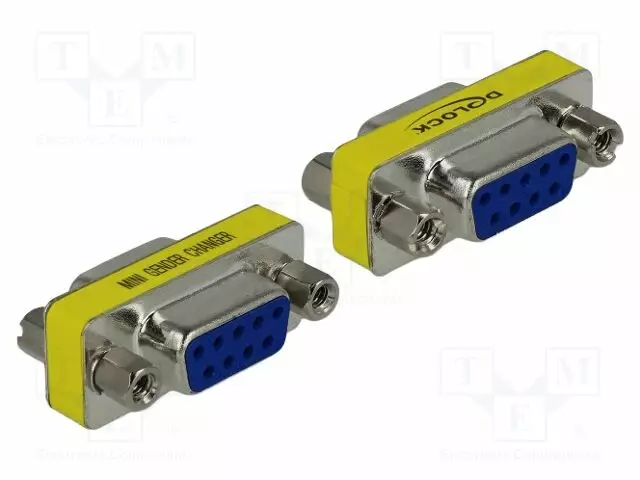 ADAPTERI - D-SUB 9PIN RASIA,MOLEMMIN PUOLIN - 1: 1-YHTEYS - Tietokonekaapelit ja -adapterit - DELOCK-65008 - 1