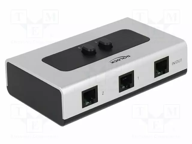 SOVITUS: SWITCH - MUSTA,HARMAA - RJ11-PISTORASIA X3 - Tietokonekaapelit ja -adapterit - DELOCK-87698 - 1