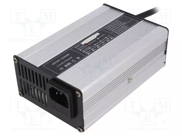 AKKULATURI - LI-ION - 5A - UVIRT: 230VAC - 120W - 12,6V - Akkulaturit - LI-ION-11.1V-5A - 1