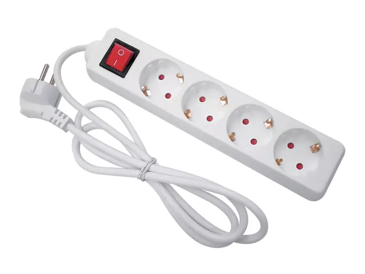 4-WAY SOCKET-OUTLET WITH SWITCH - 3M CABLE - Jatkojohdot ja -haaroittimet - EB4S-3-G - 1