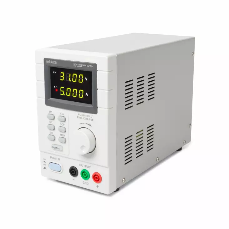 OHJELMOITAVA DC-LABORATORIOTEHOLÄHDE 0-30V / 5A 2x LED-NÄYTTÖ - USB LIITÄNTÄ - Laboratorioteholähteet - LABPS3005DN - 1