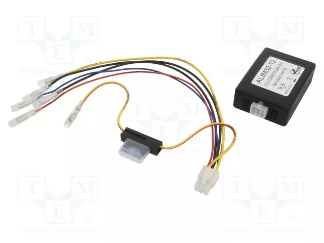 JÄNNITTEENMUUNNIN - VIRTALÄHT.JÄNN: 24VDC - 12V - 10A - Autopistokelaturit ja virtalähteet - C0001-AL32V - 1