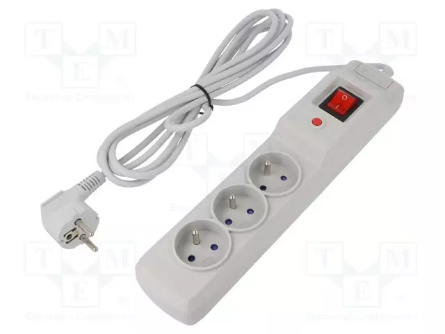 JATKOJOHTO: SUOJAUS-PISTORASIAT: 3 - 250VAC - 10A - HARMAA - Tietokonetarvikkeet - muut - M330SZ - 1